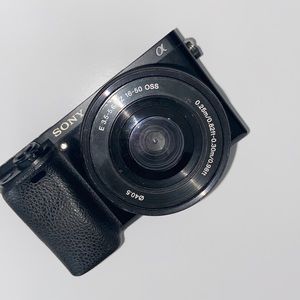 Sony A6000 with 16-50mm lens Camera